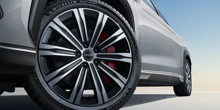 BYD SEALION 7 Элегантность и динамика